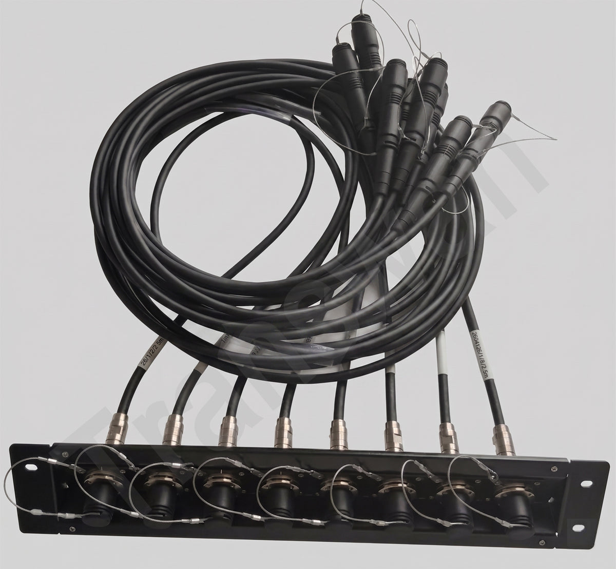 High-Density SMPTE Hybrid Fiber Patch Panel 8 x FMW-PUW Cables In OB V ...